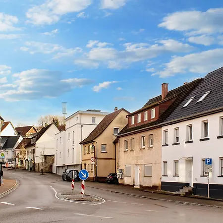 Apartment Keep Hosting M11 Am Kocher Mit Balkon, Kueche Und Parkplatz Oedheim