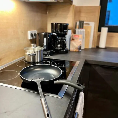 Keep Hosting M11 Am Kocher Mit Balkon, Kueche Und Parkplatz Apartment *